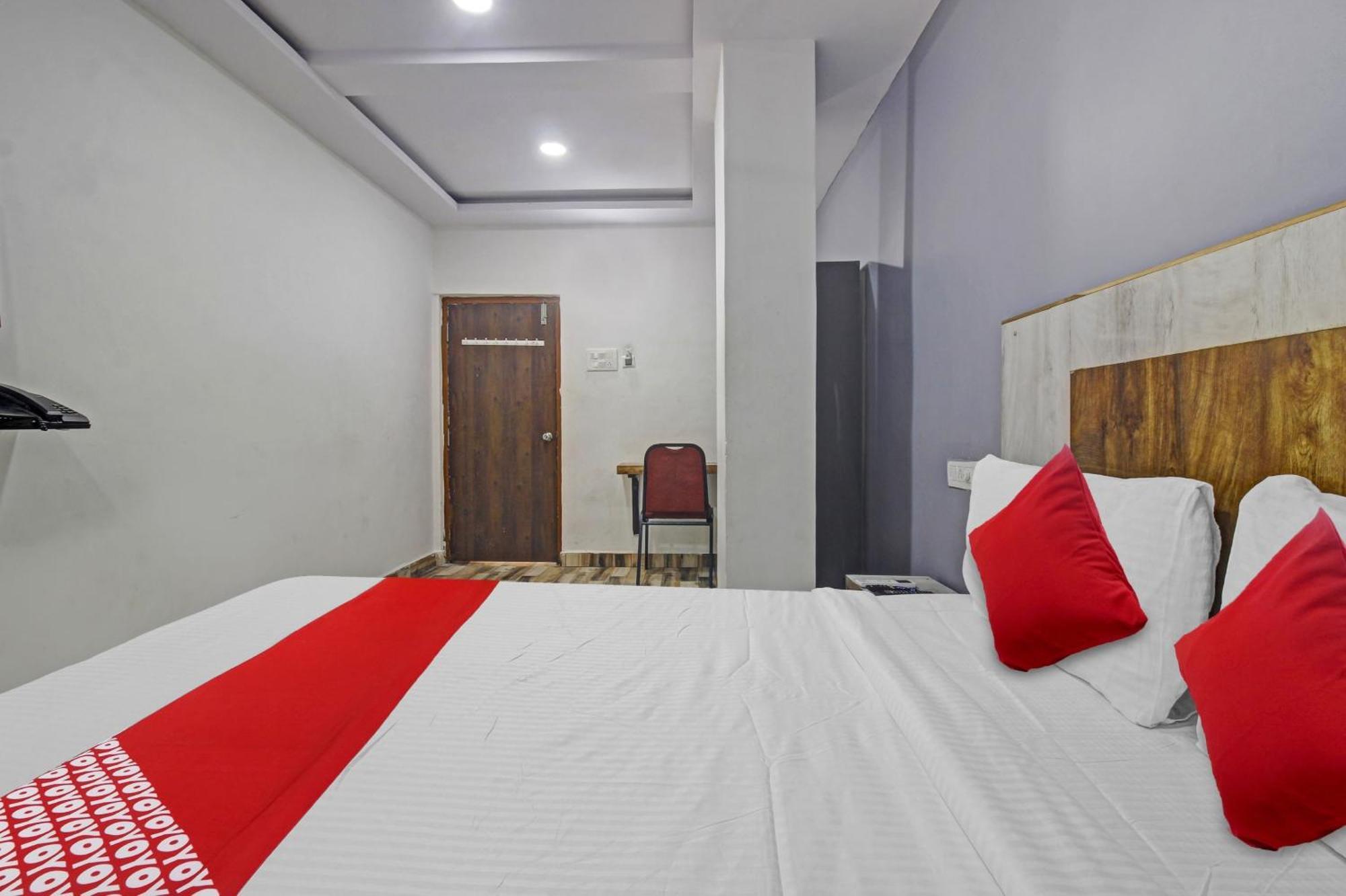 Super Hotel O Sri Sai Regency Hyderabad Exterior foto